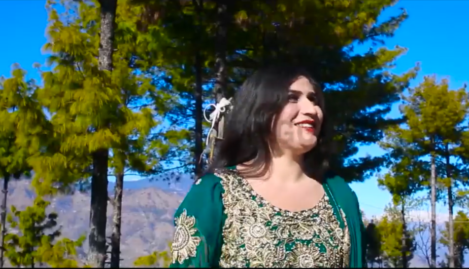 Uchi Pahari Taly Murghaabi – Shahzadi Erum Siyal
